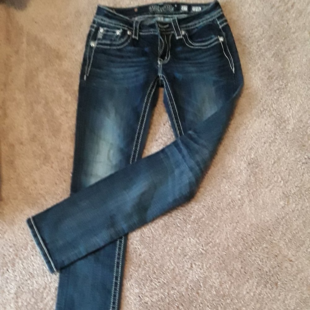 Miss Me Ladies's Fleur De Lis Jeans Size 27, Miss